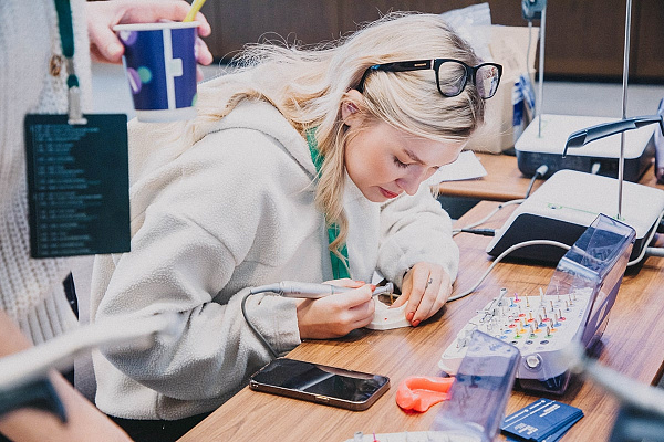 Конгресс GREEN DENTISTRY EDUCATION 1.jpg