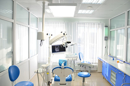 ДентЛайт-Комфорт - бестеневой стоматологический LED светильник